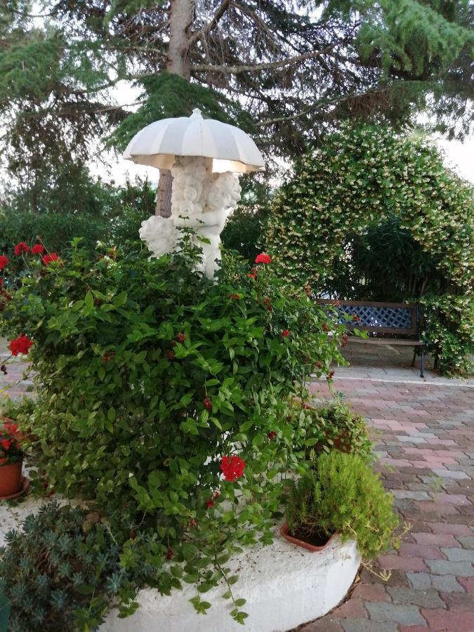 Villa Dei Romanzi Tortoreto Buitenkant foto