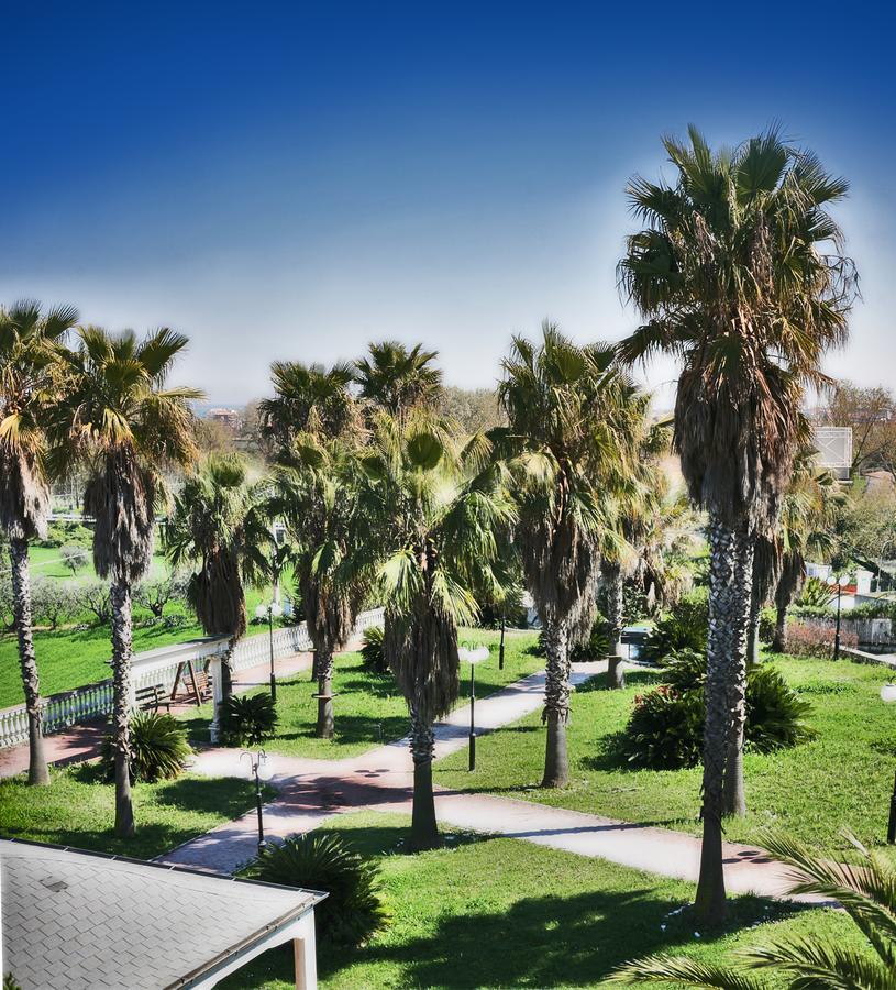 Villa Dei Romanzi Tortoreto Buitenkant foto
