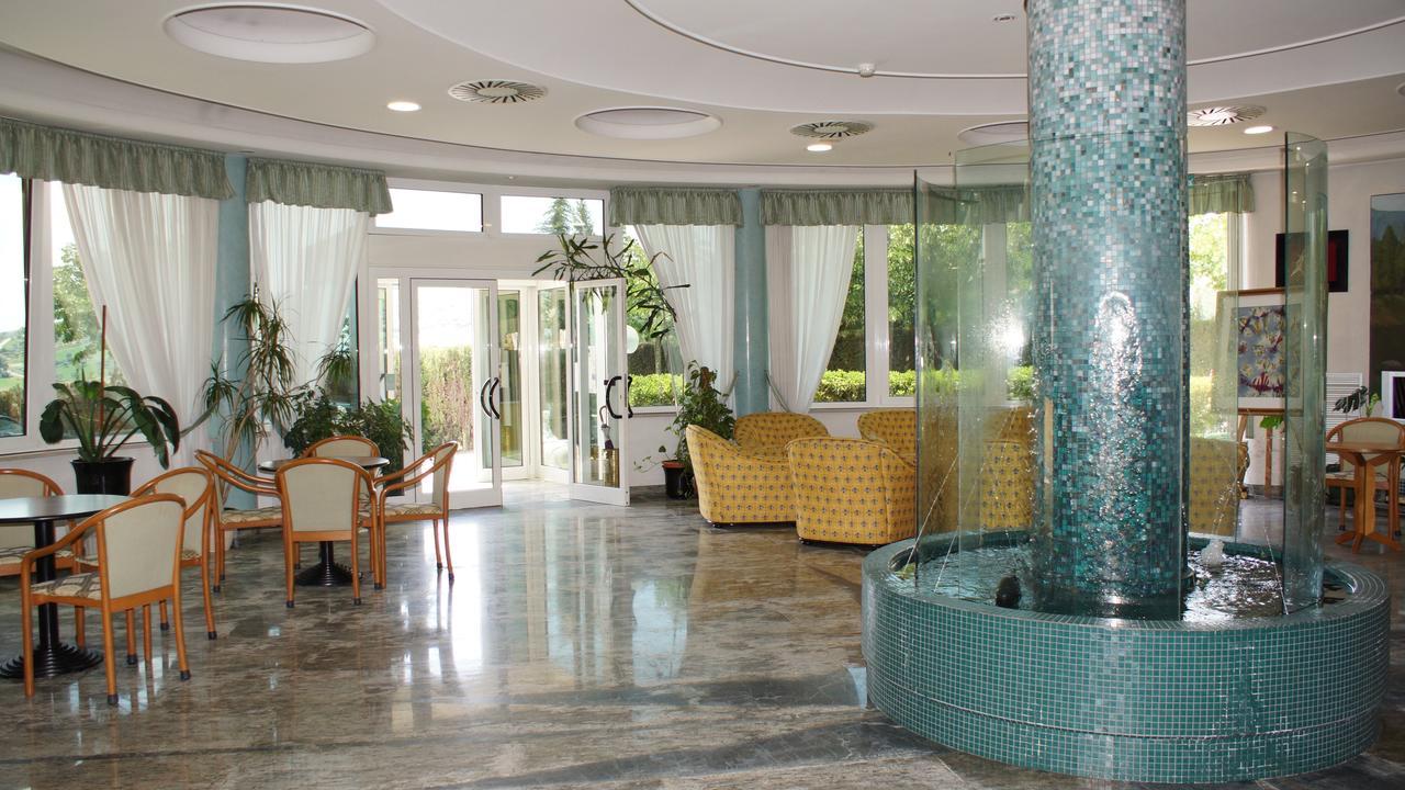 Villa Dei Romanzi Tortoreto Buitenkant foto